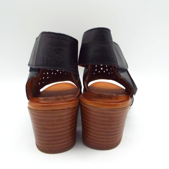 Spring Step Dorotha Black Leather Sandals Size 40 EUR Size 9 US - Picture 7 of 11